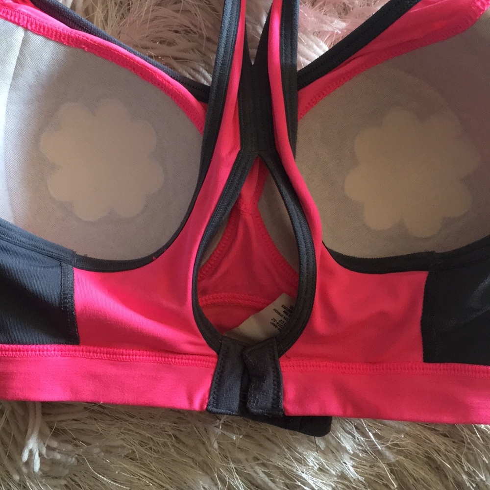 Sports Bra - Picture 3 of 4